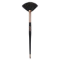 Manicare Glam Precision Highlight/Contour Brush