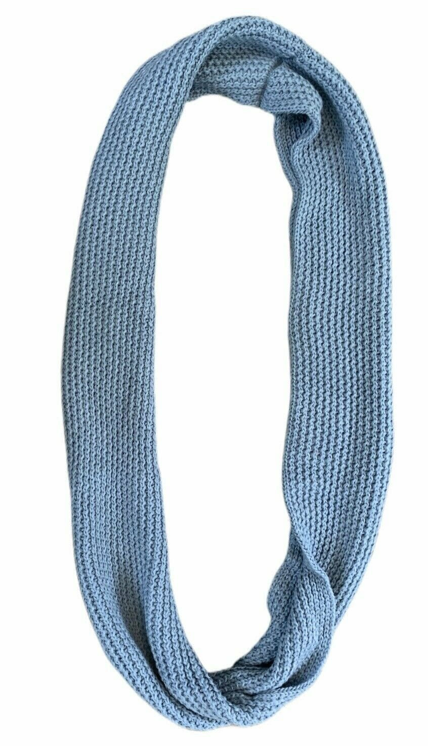 Essence Fashion Kit Knit Scarf